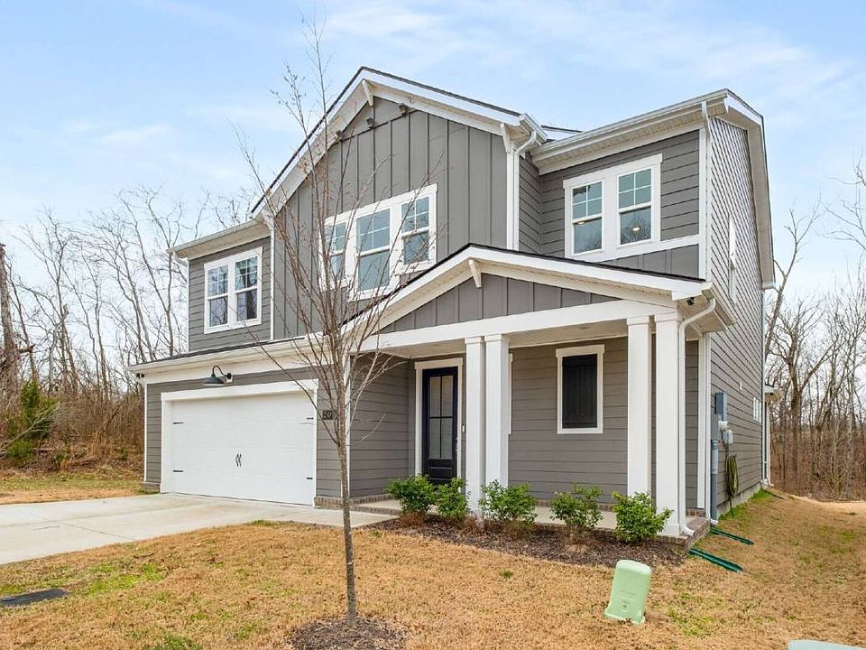 1st image of 208 Parker Dr
