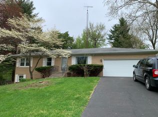 31 Arabian Trl, Springfield, IL 62702