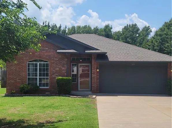 314 N 5th St, Noble, OK 73068