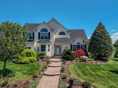 2 Upton Court, Shoreham, NY, 11786
