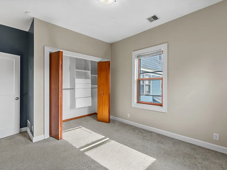 1827 N 1st St #1827 — Photo 37