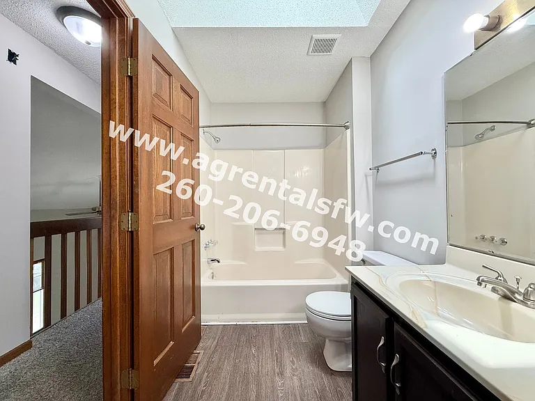 4221 Crofton Ct — Photo 12