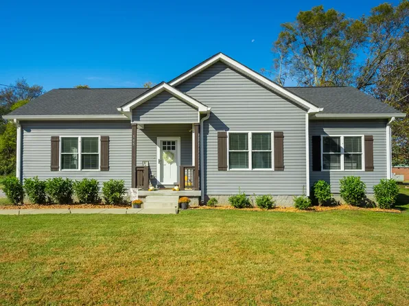 105 Gospel St, Cedar Hill, TN 37032