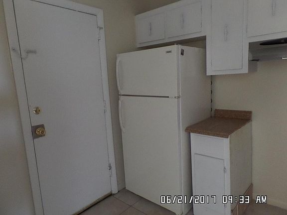 2nd image of 3600 NW 21st St APT 310