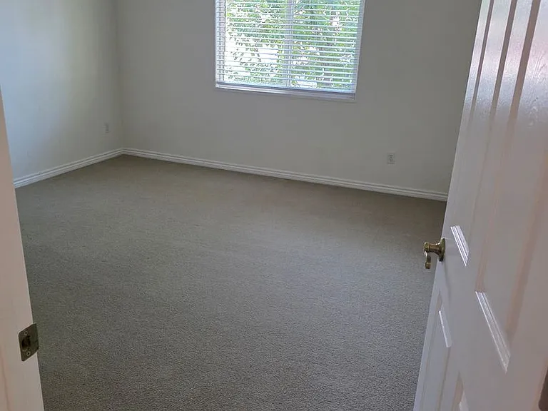 2489 Lake Park Dr #A — Photo 17