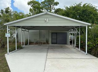 10804 Lakewood Shores Cir #40-Q, North Fort Myers, FL 33903