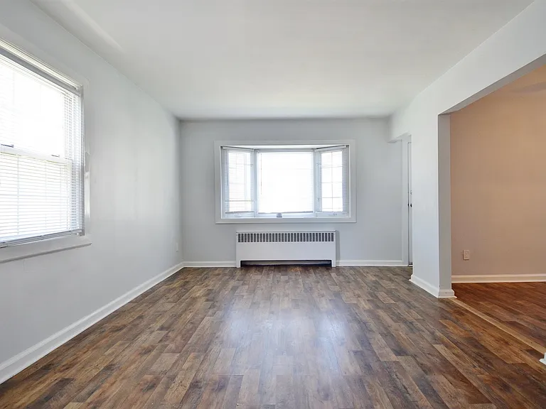 34 Newman Ave #1 — Photo 4