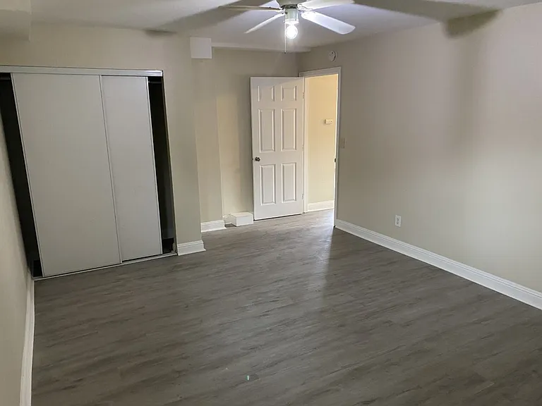 Charming 2 Bedroom, 1 Bathroom Unit in Vallejo! — Photo 10