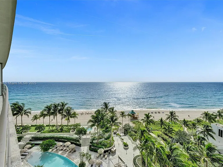 18975 SE Collins Ave #3504 — Photo 4