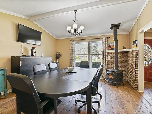 5th image of 1556 Barkway Ct