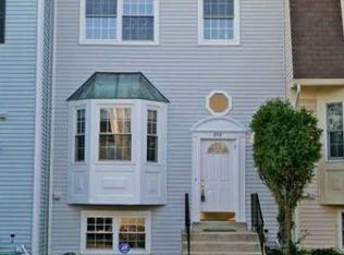 858 Bayridge Dr, Gaithersburg, MD 20878