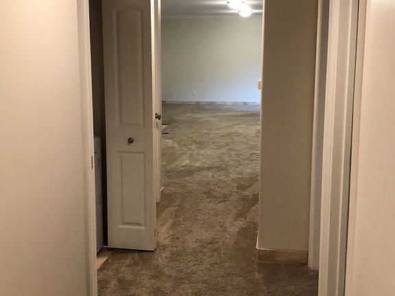 4th image of 261 El Dorado St Suite 104