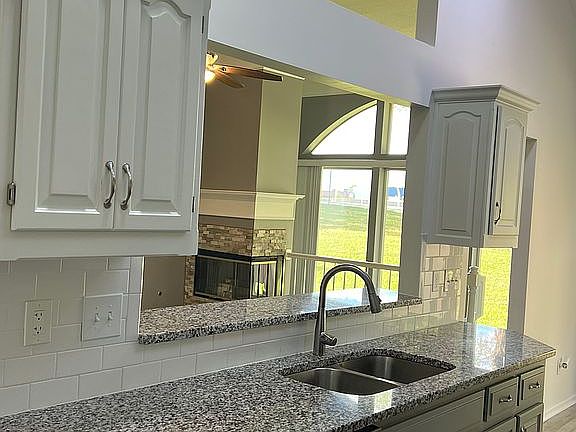 4th image of 1618 Wynbrick Dr