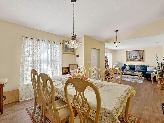 4th image of 1589 SW Fortune Road