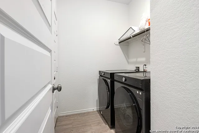 14666 Emerio Dr — Photo 7
