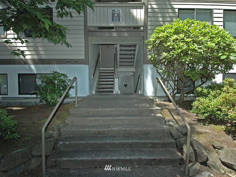 220 NE DOGWOOD ST Issaquah WA Zillow