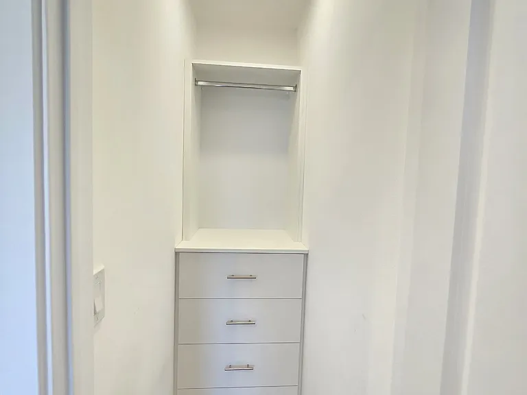 6327 California Ave — Photo 11