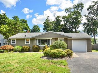 145 Bayberry Ln, Rochester, NY 14616