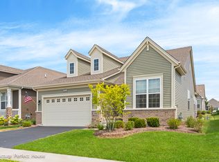 2664 Cranbrook St, Naperville, IL 60564