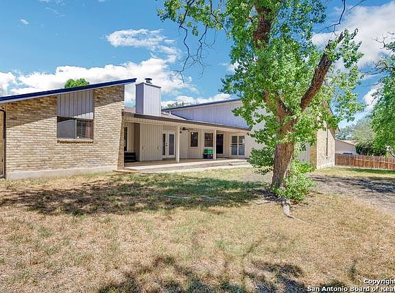 4th image of 4346 Hollow Hill Dr