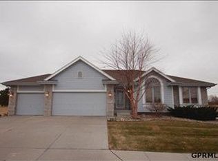 15173 Whitmore Cir, Bennington, NE 68007
