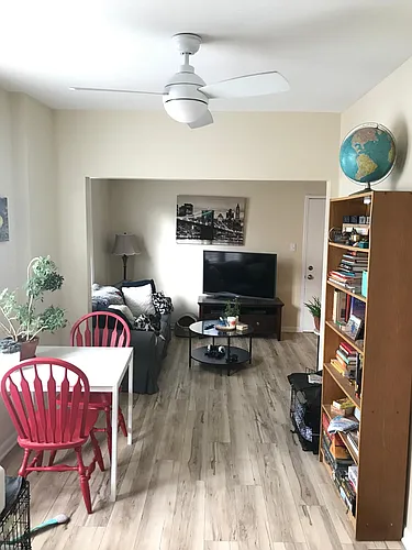 527 N Marshfield Ave #1R Photo 1 527 N Marshfield Ave #1R Photo 1
