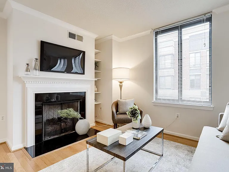 2220 Fairfax Dr #803 — Photo 41
