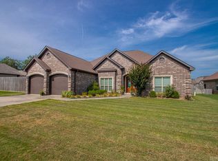 3113 Dapple Gray, Benton, AR 72019