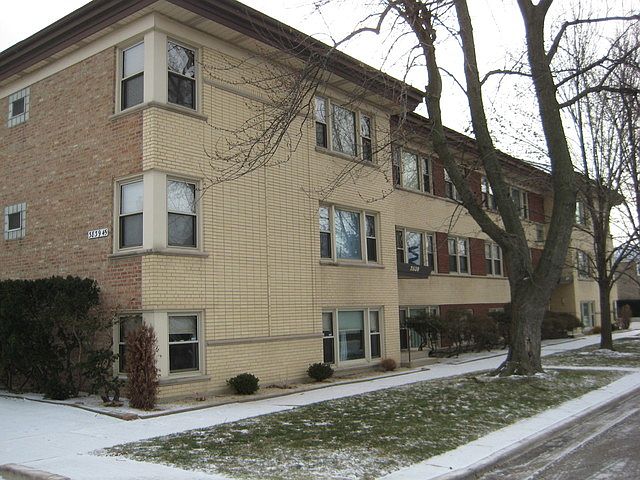 1st image of 3839 S Wenonah Ave #5