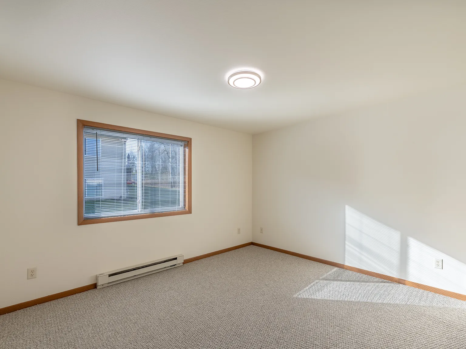767 Van Es Parkway — Photo 2