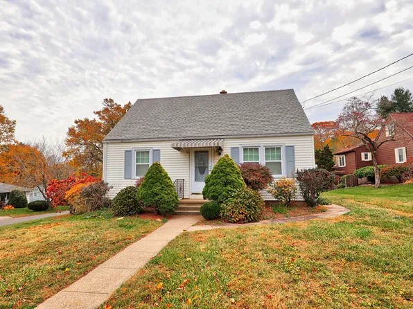 372 Anna Avenue, Waterbury, CT 06708