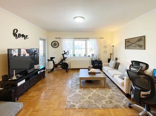 26-17 28th St #166, Astoria, NY 11102