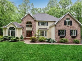 785 Backhus Estate Rd, Glen Gardner, NJ 08826