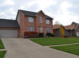 8708 Raintree Dr, Louisville, KY 40220