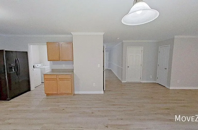 4435 Stonewall Dr — Photo 6