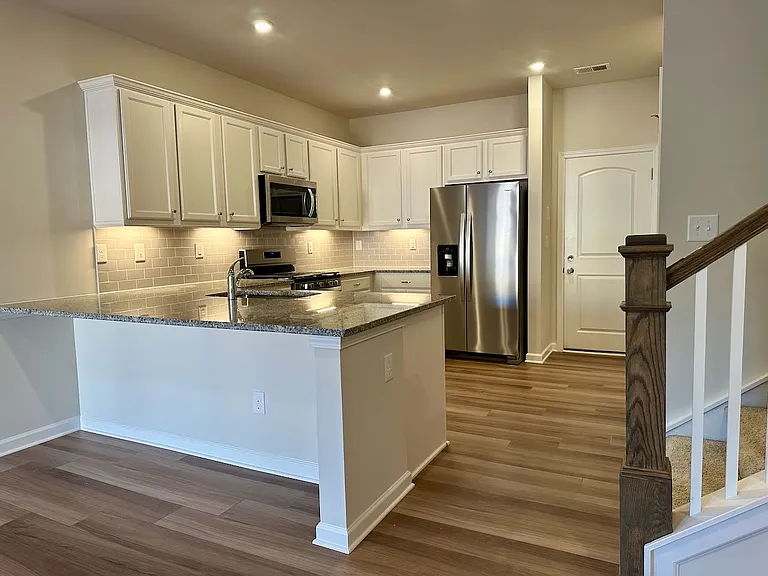 8012 Whitegrove Rd #8C — Photo 6