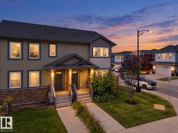 1204 163rd St SW, Edmonton, AB T6W 3K4