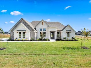 7800 Mathis Creek Dr, Bryan, TX 77808