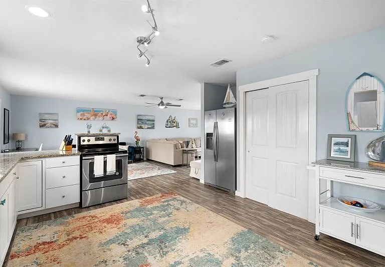 211 Pintail Ln — Photo 5