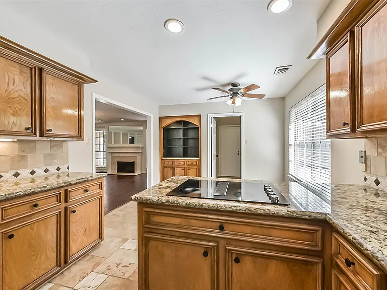 3910 Misty Gardens Ct — Photo 26