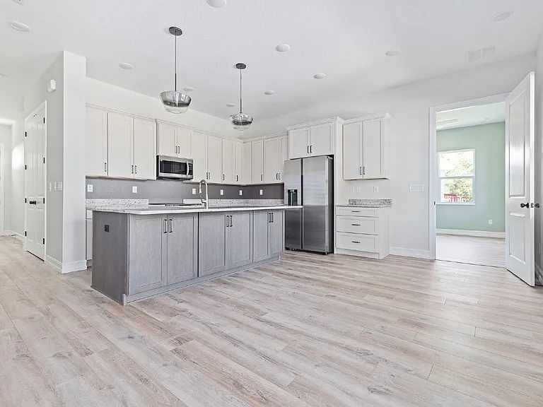 3208 N Rome Ave — Photo 29