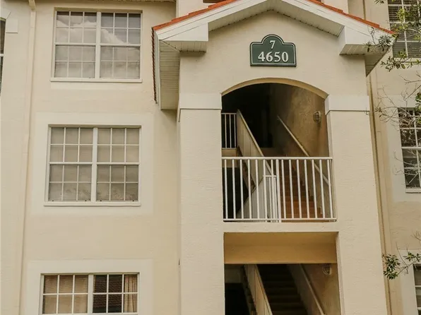 4650 Saint Croix Ln APT 716, Naples, FL 34109