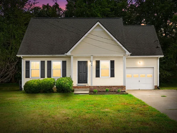 974 Roedeer Dr, Clarksville, TN 37042