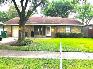 3813 Malone Dr, Pasadena, TX 77503