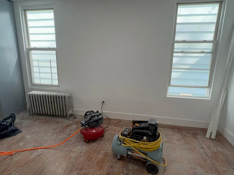 679 E 223rd St #2R — Photo 1