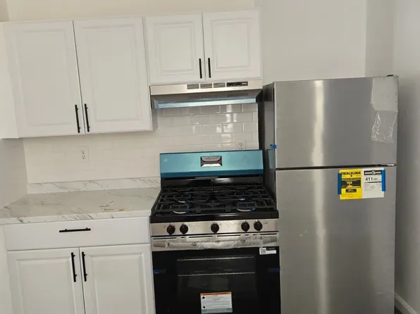 61 Randolph Ave APT 1, Jersey City, NJ 07305