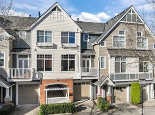 Huckleberry Circle, Issaquah, WA 98029