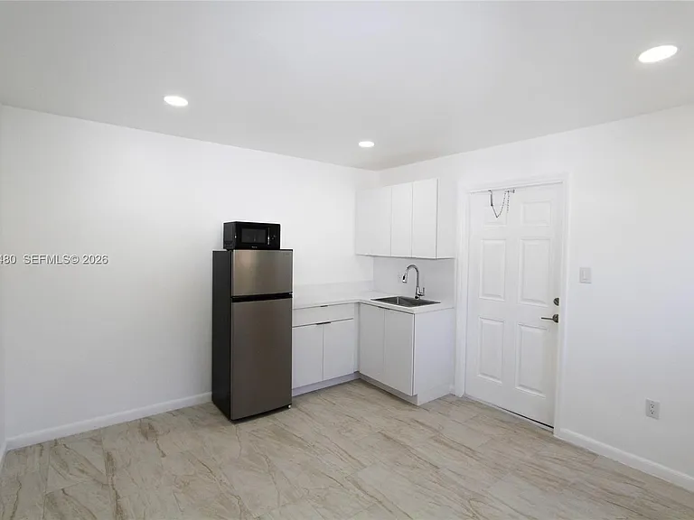 13797 SW 20th St — Photo 8