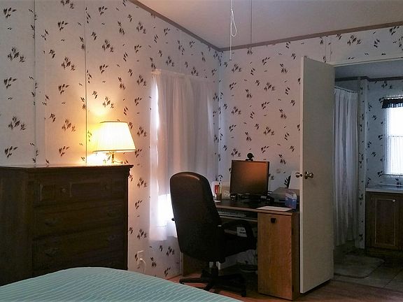 5th image of 31 Tumbleweed Dr