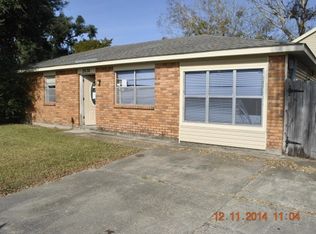 2636 Kirkwood Dr, Marrero, LA 70072